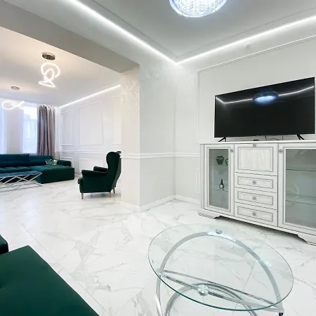 Tamanska Apartamento Leópolis